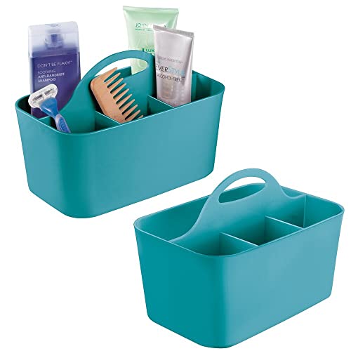 mDesign Juego de 2 cestas de baño con asa – Para usar como organizador de cosméticos, caja organizadora para cocina o toallero – Cesta para ducha pequeña en plástico resistente – turquesa